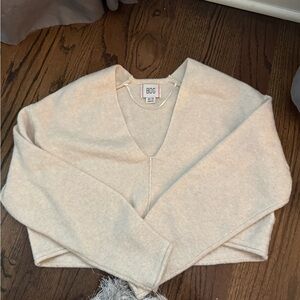 BDG Cream V-Neck Sweater